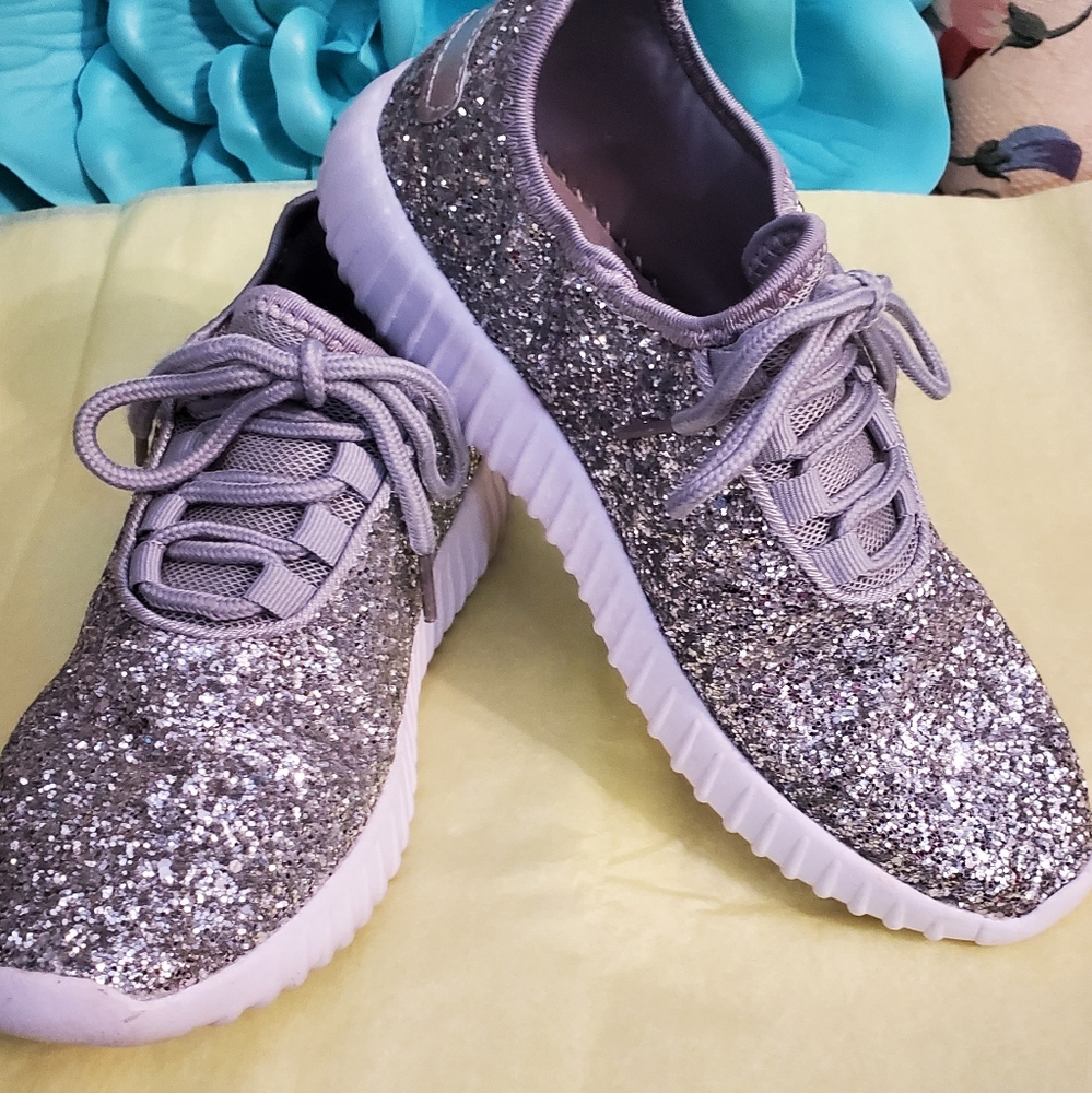 Womens Glitter/Sparkle Tennis Shoes. Size 7